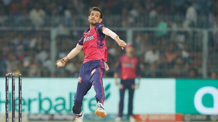 IPL Hall Of Fame: Top Scorers, Bowling Beasts, & Strike Rate Kings